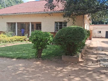 Road Frontage Seke Road -Commercial Possibilities! 