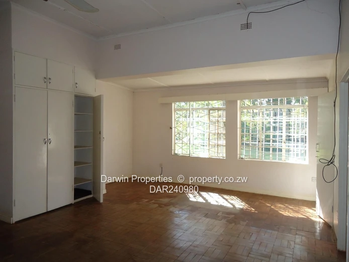 Main Road Frontage - High Visibilty