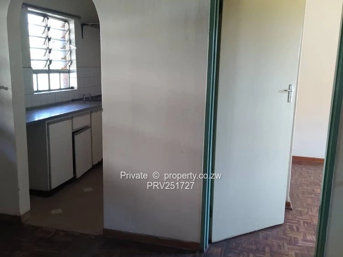 Flat Avenues- Harare (Sole Mandate)