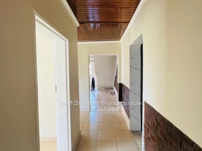 Modern 4-Bed Home in Knowe on 2305m² with Borehole