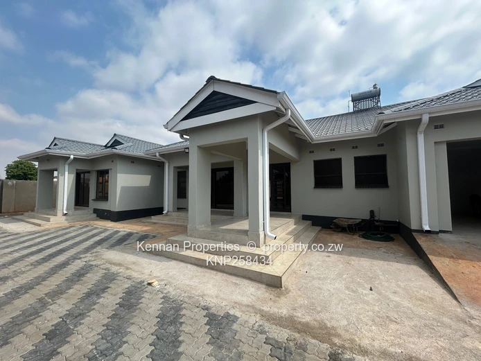 Luxury Modern Living – Close To Westgate Shopping Centre
