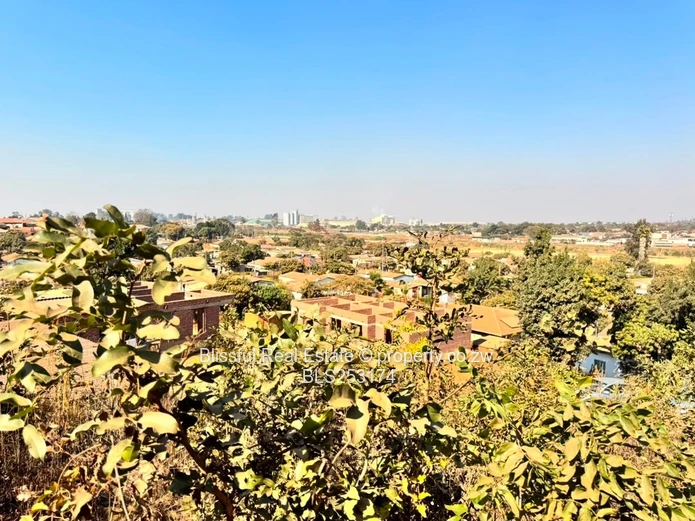 460 sqm for sale in kambuzuma section 4