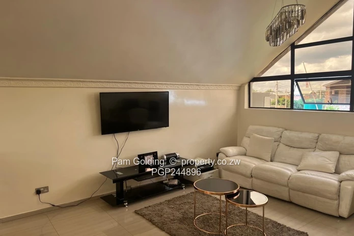 Modern Family Home (Sole Mandate)