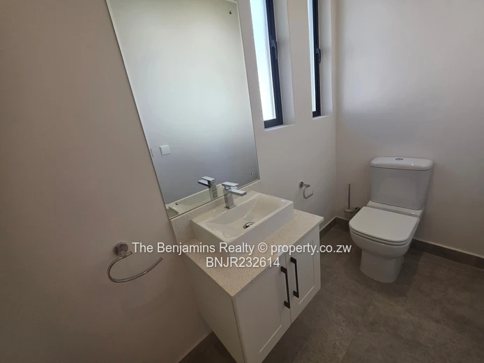 Fabulous Townhouse In Newlands