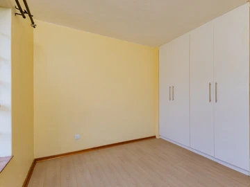 Flat & Apartment