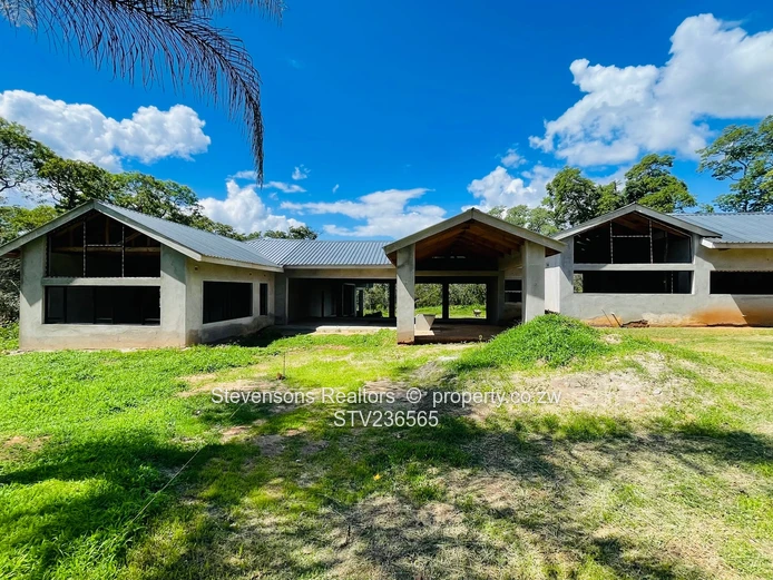 Prime Residential Land On Glen Lorne For Sale! (Sole Mandate)