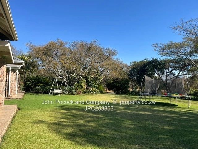 Burnside 2 acres of peace and tranquillity 