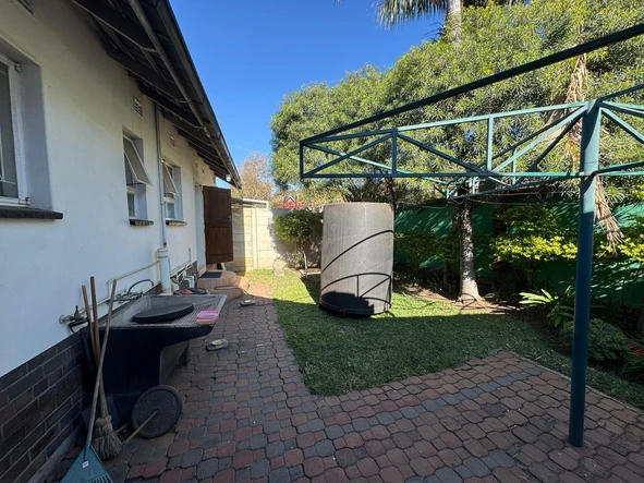 2 Bedroom Garden Flat