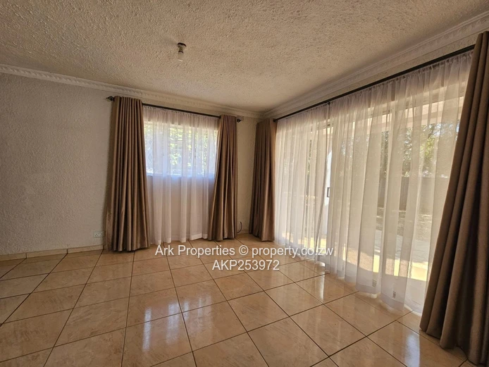 Borrowdale Modern Cluster House To Rent