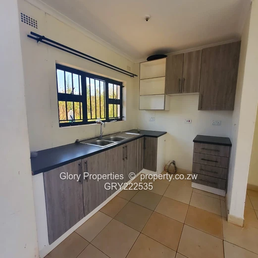 Beautiful 3-Bedroom Cottage for Rent in Gletwin