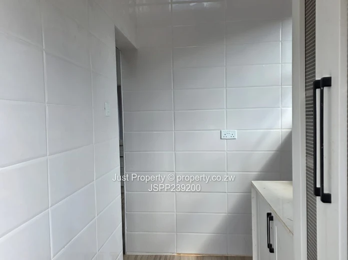 Luxurious 4 Bed Apartment in a secure Complex