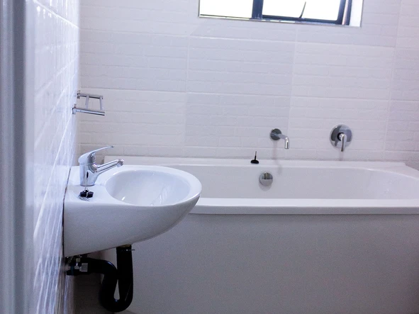 3 Bedroom Flat & Apartment