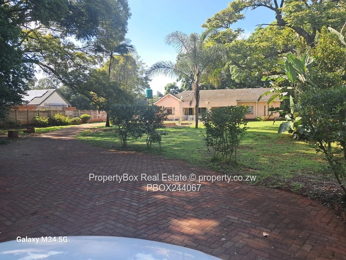 Greendale Near Kamfinsa Shops House For Sale!