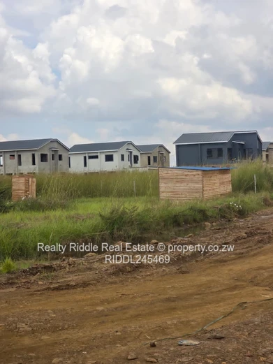 1000m² Westgate Stand — Gravel Road