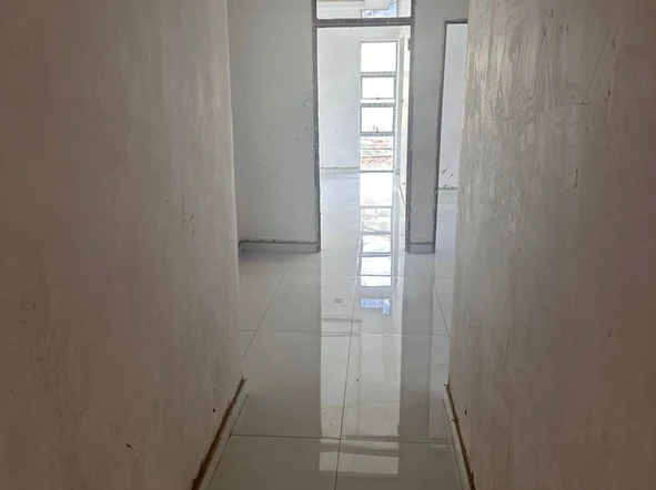 3 Bedroom Flat & Apartment