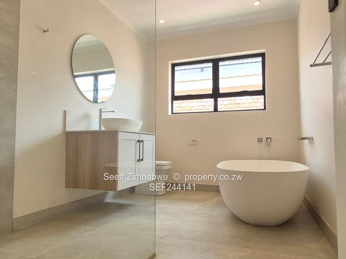 Elegant New Townhouses on Princess Drive, Newlands