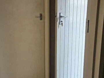 Flat & Apartment