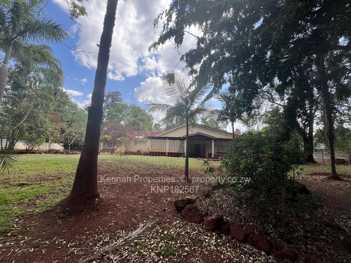 Prime location - development potential!