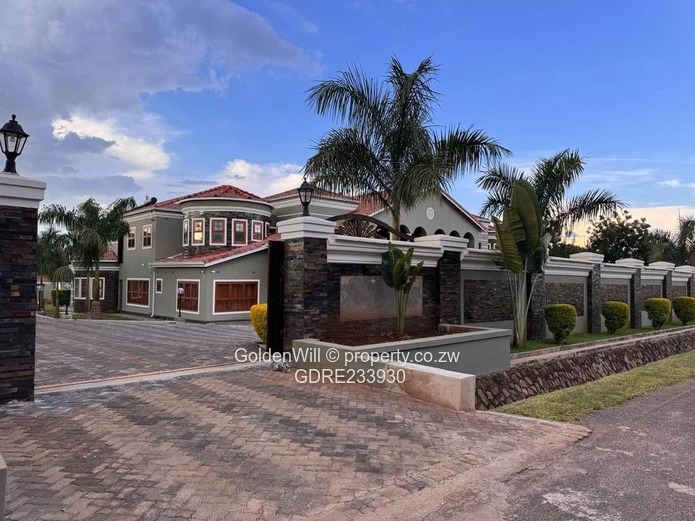 Brookeview Luxurious House for Sale  