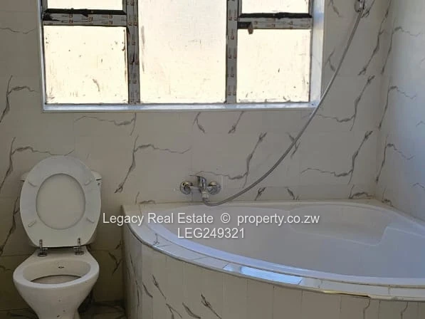 Brand New Family Home In Erasmus Park Gated Community