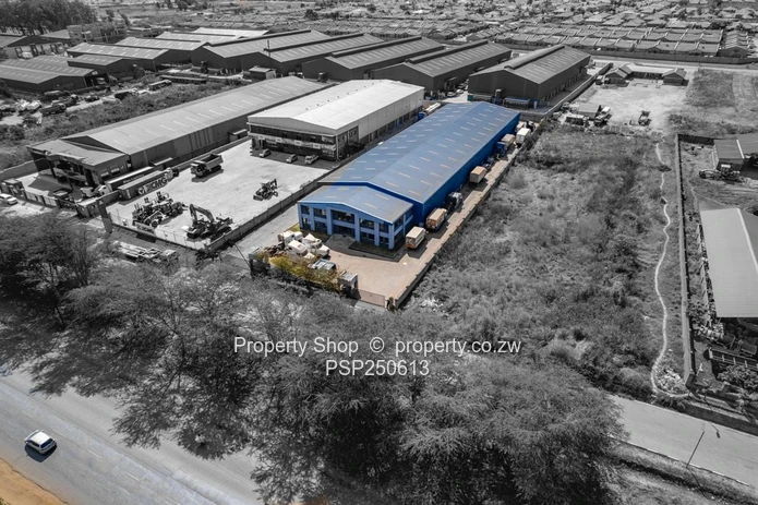 Location, Location, Spacious Warehouse!
