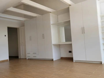 4 Bedroom Townhouse Complex