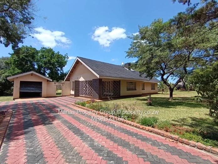 Fully Furnished 4-Bed Norton Home with Garage & Modern Kitchen