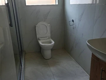 2 Bedroom Garden Flat