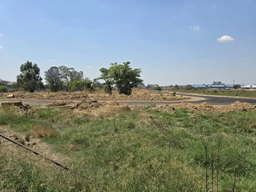 Commercial & Industrial Land