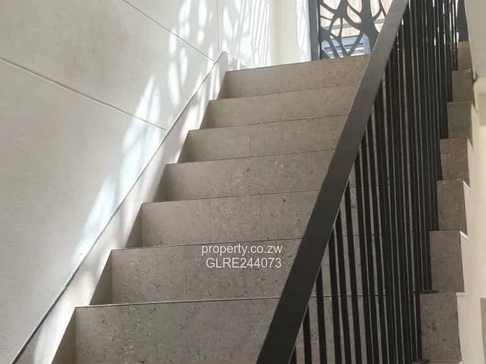 Modern 2-Bed Vainona Home - Borehole & Garden