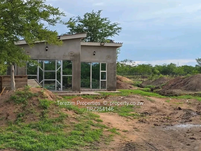 Kadoma: Prime School Stand For Sale