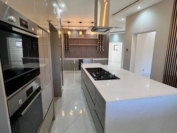 4 Bedroom House