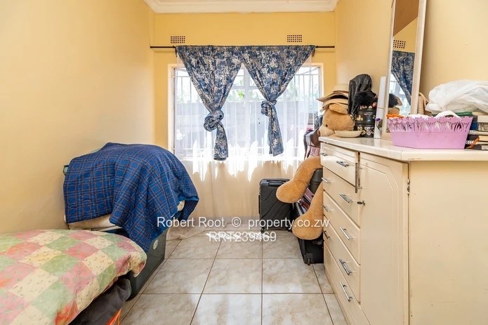 5- Bedroom Investment Property – Glaudina