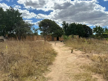 Farm & Agricultural Land