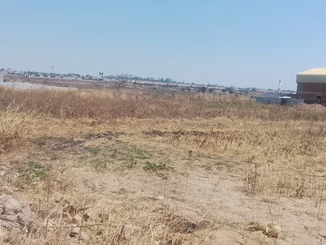 Commercial & Industrial Land
