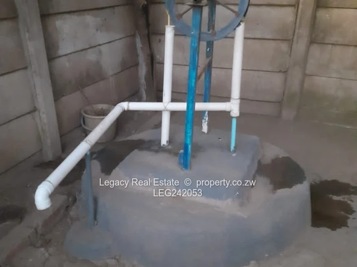 Secure 4 Bed House with Carport – Glen View 1-Title Deed