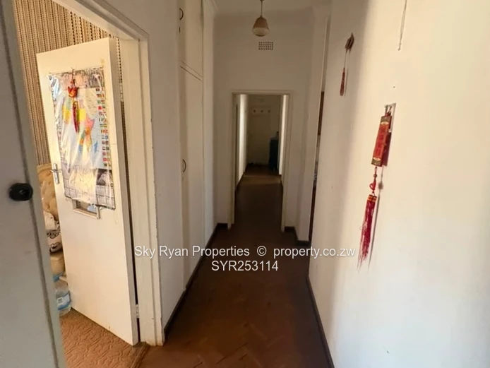 Stand For Sale In Mount Pleasant 