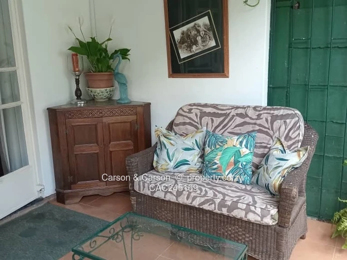 Fully furnished duplex apartment in Avondale 