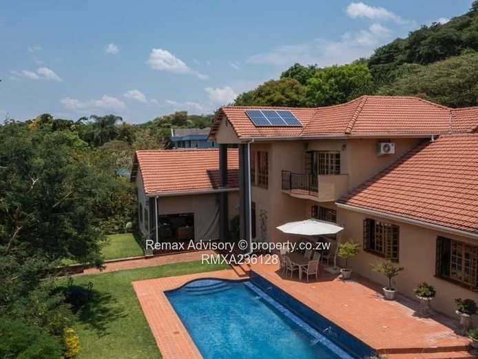 Tranquil Dream In The Brooke