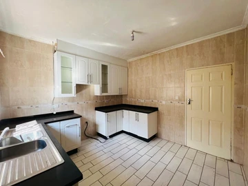 3 Bedroom Garden Flat
