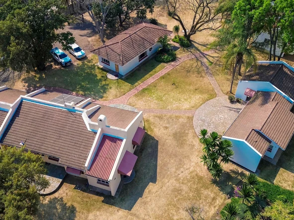 22 Bedroom House