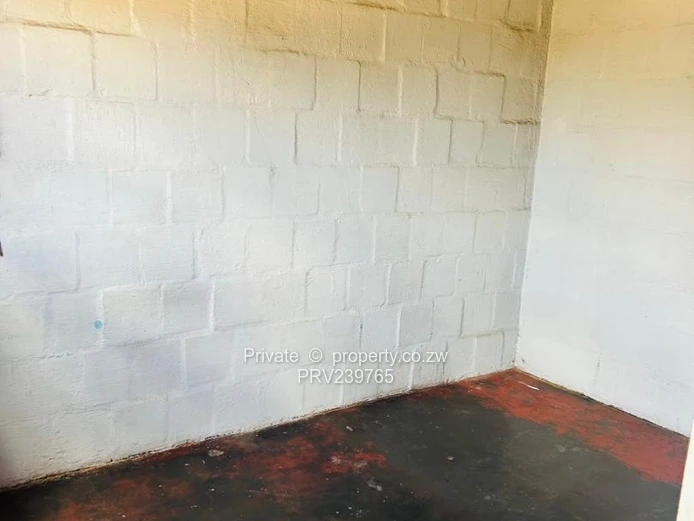 2 bedrooms to rent in Zengeza 3 