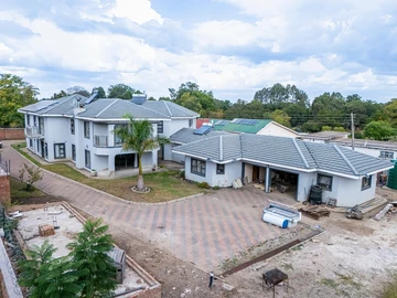 8 Bedroom House