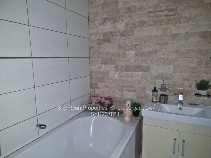 Alex Park Estate House For Sale