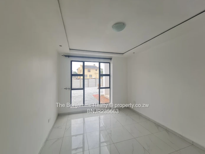 3 Bed 2 Bath Townhouse To Let