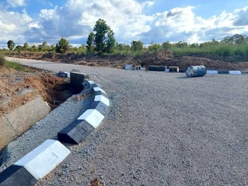 Stands & Residential Land