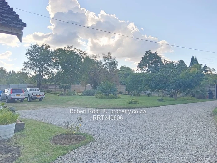 3 Bedroom House For Sale in Marlborough