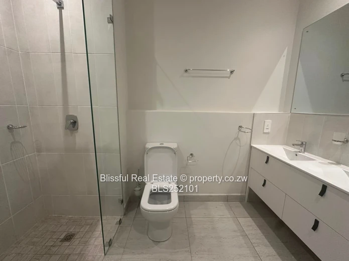 2 Bed Flat for Rent in Vainona