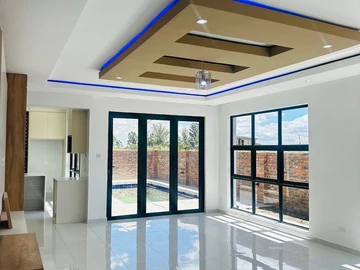 4 Bedroom House