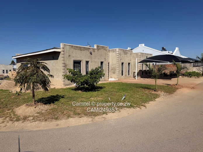 Arlington 4-Bed Townhouse Complex ,Borehole, Solar & 24hr Security
